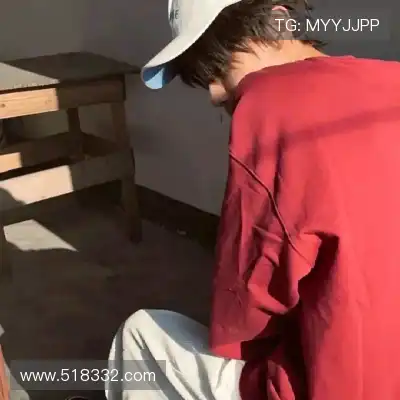 史彤谨